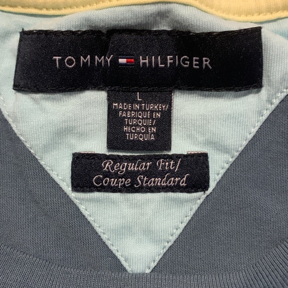 Tommy Hilfiger Large Blue Graphic T-Shirt - Picture 2 of 5